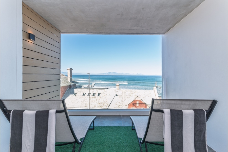 To Let 2 Bedroom Property for Rent in Muizenberg Western Cape